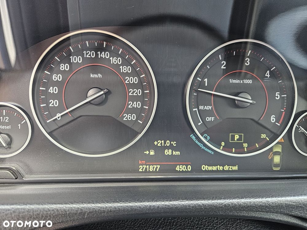 BMW Seria 3 330d xDrive Sport Line - 9