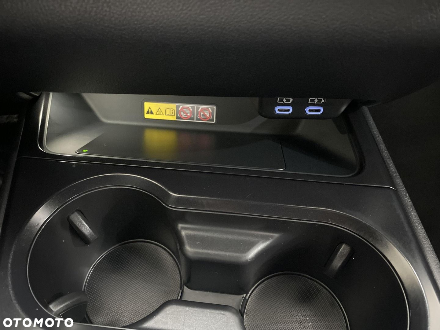 Lexus UX - 18