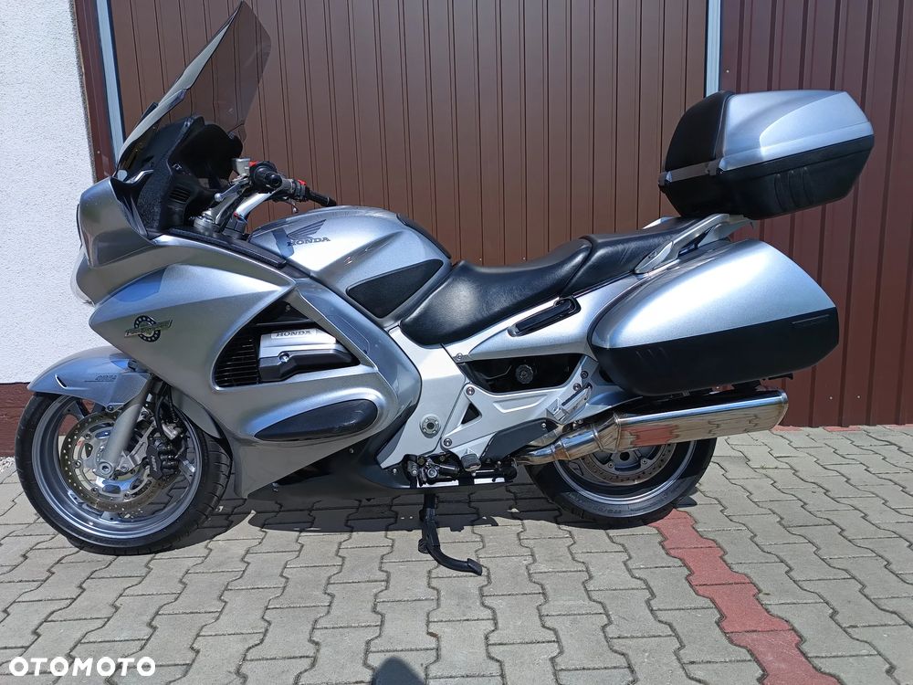 Honda ST - 21