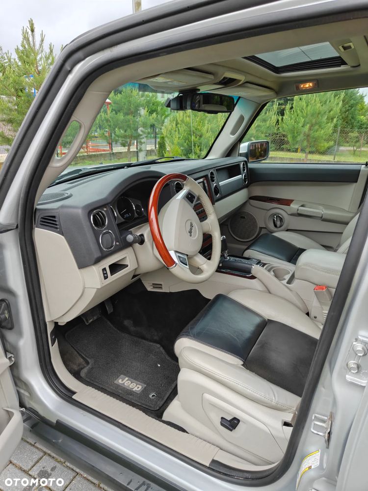 Jeep Commander 5.7 V8 Overland - 5