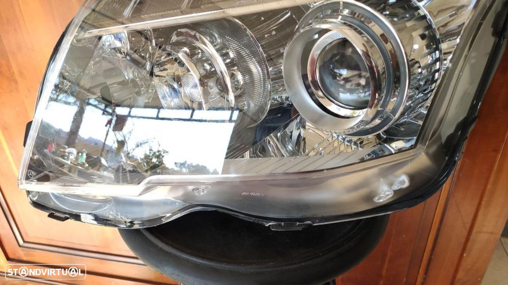 farol esquerdo bi-xenon Direcional w204 GLK - 5