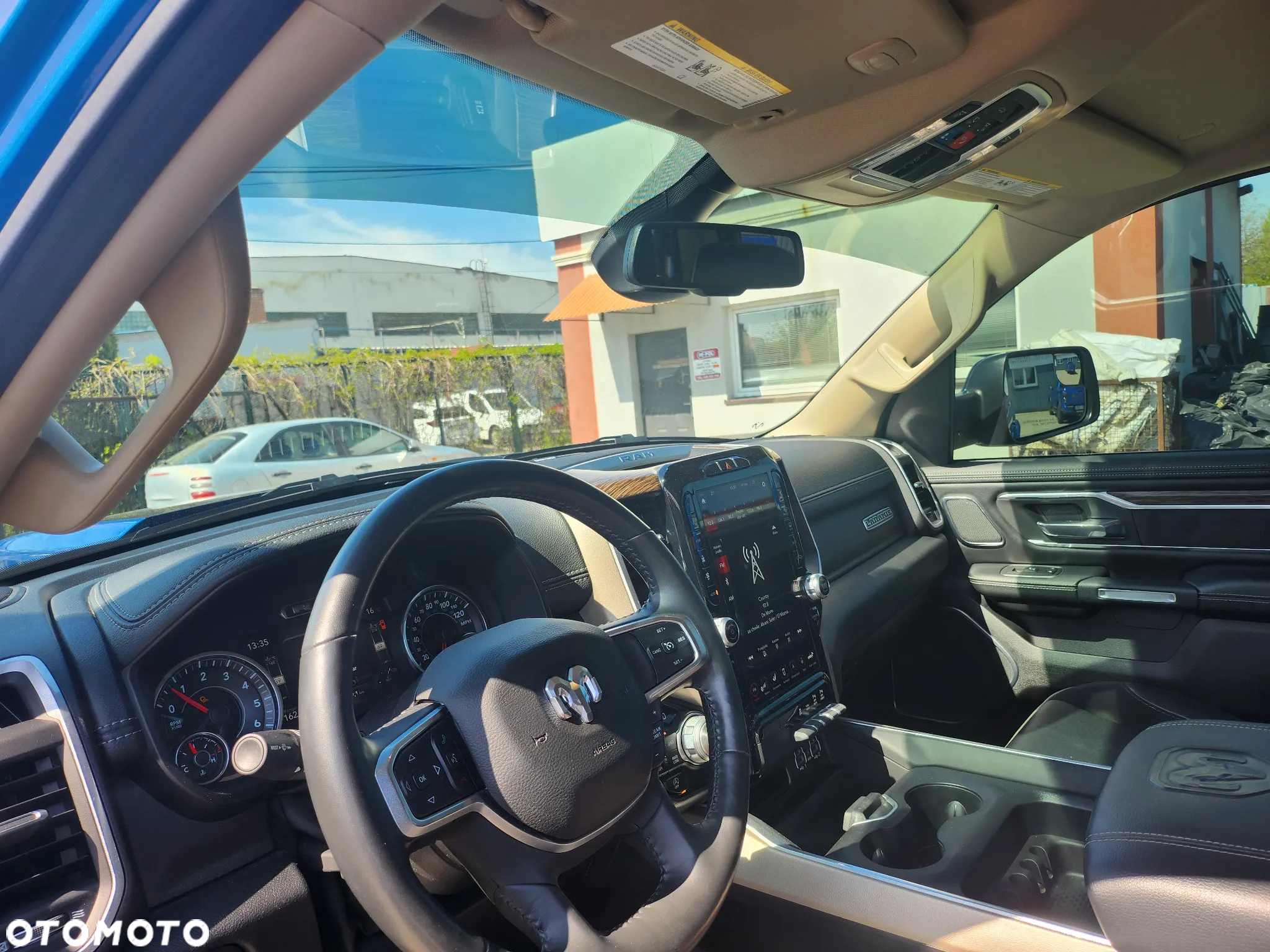 RAM 1500 Crew Cab Laramie - 20