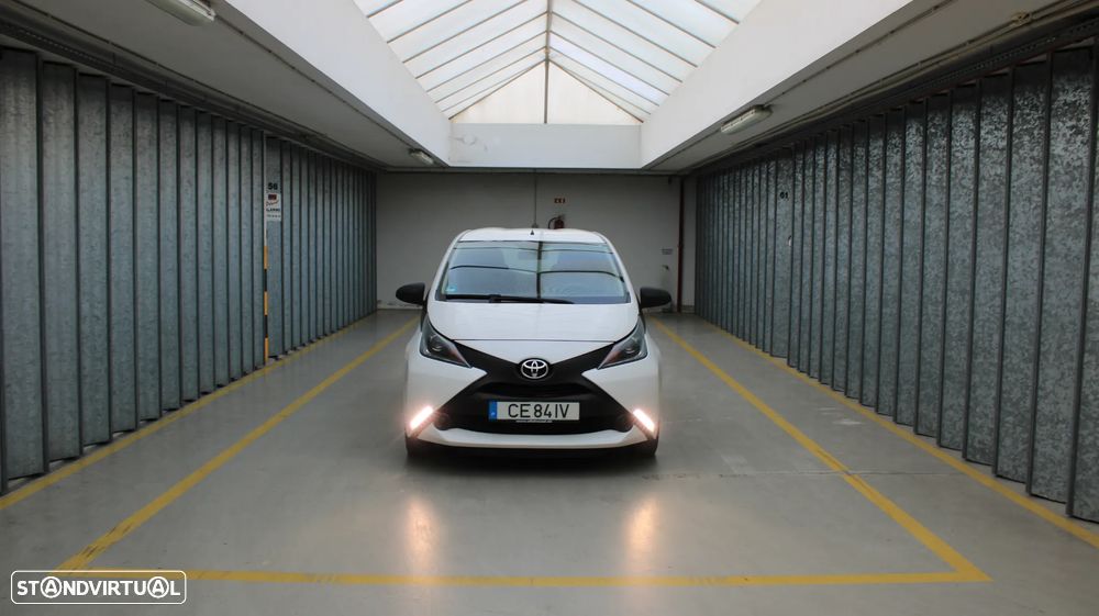 Toyota Aygo x-play - 2