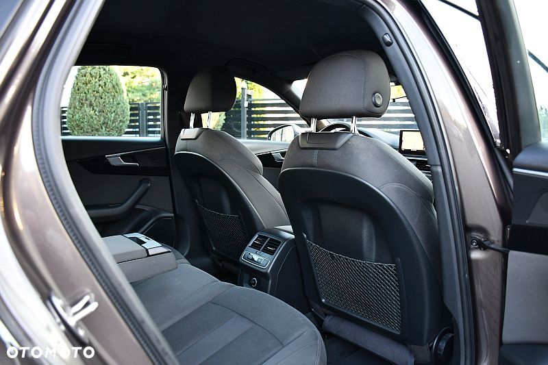 Audi A4 Limousine 1.4 TFSI Sport - 21
