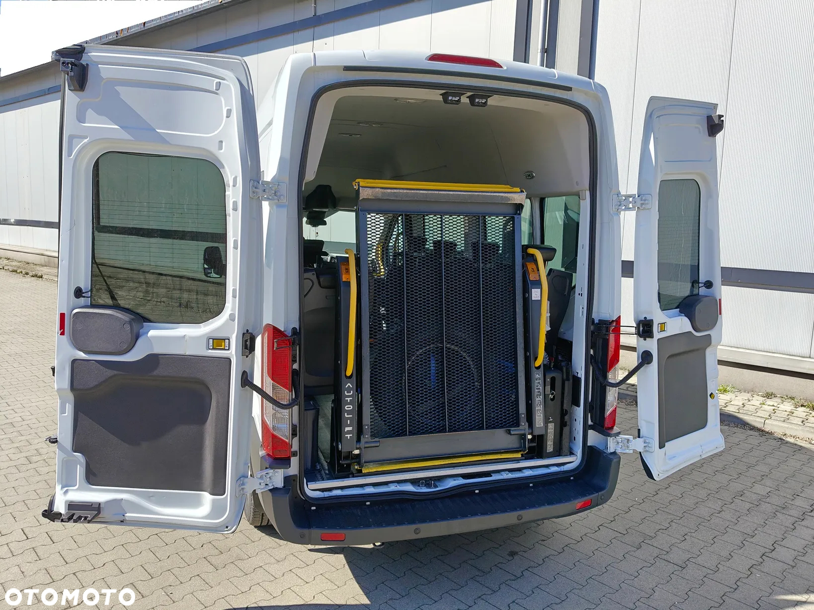 Ford Transit Kombi 350 L3H3 Trend - 33