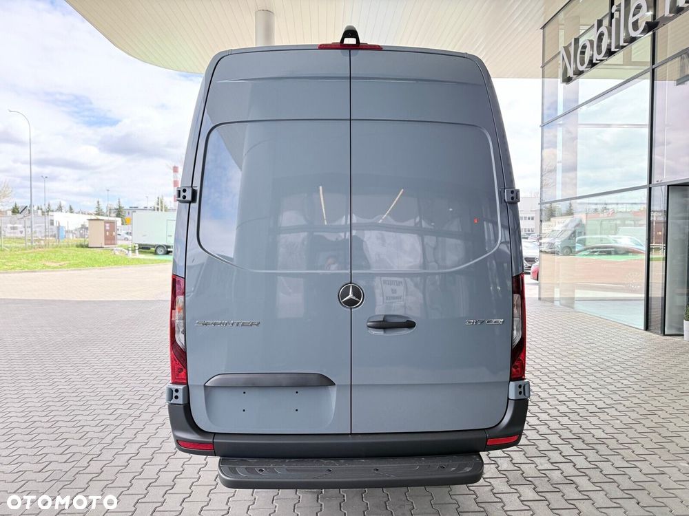 Mercedes-Benz Sprinter Furgon 317 CDI L3H2 - 7