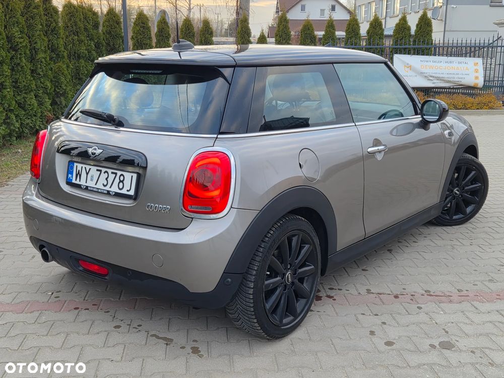 MINI Cooper Seven Chili - 40