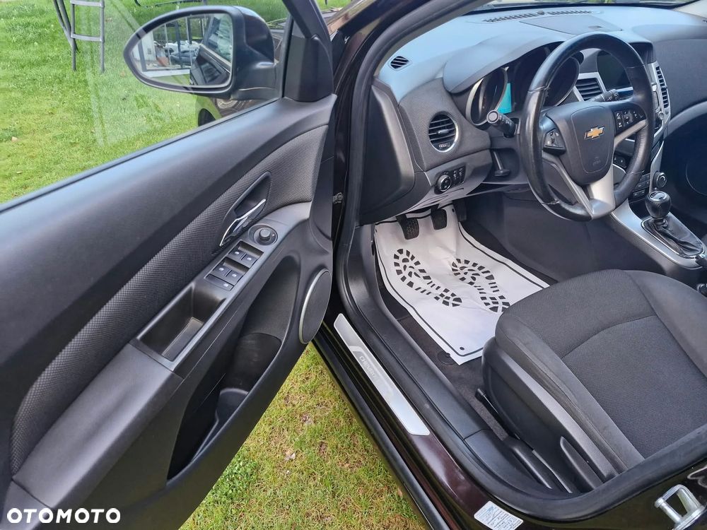 Chevrolet Cruze - 9