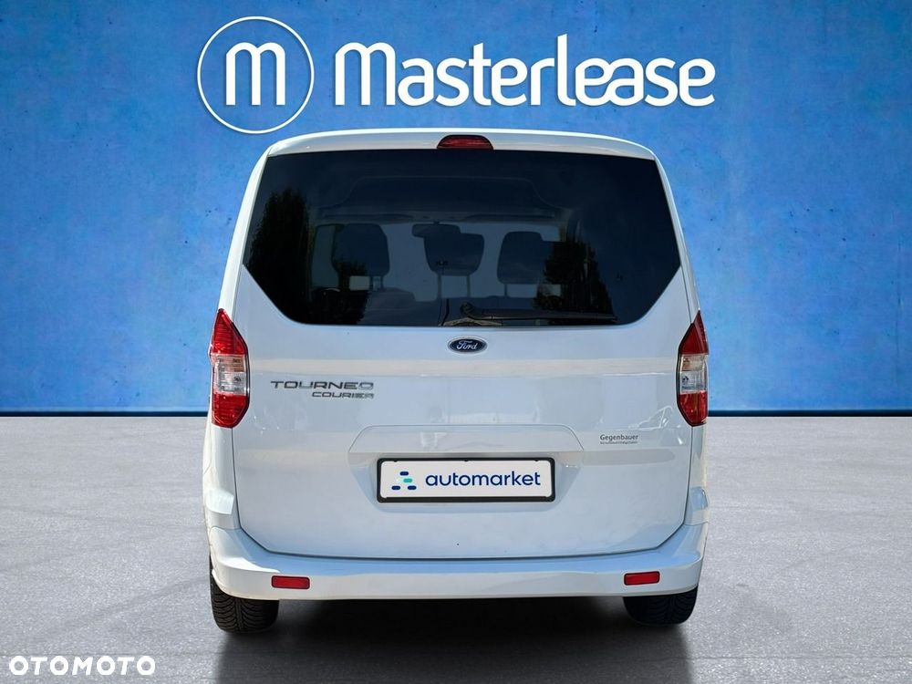 Ford Tourneo Courier - 6