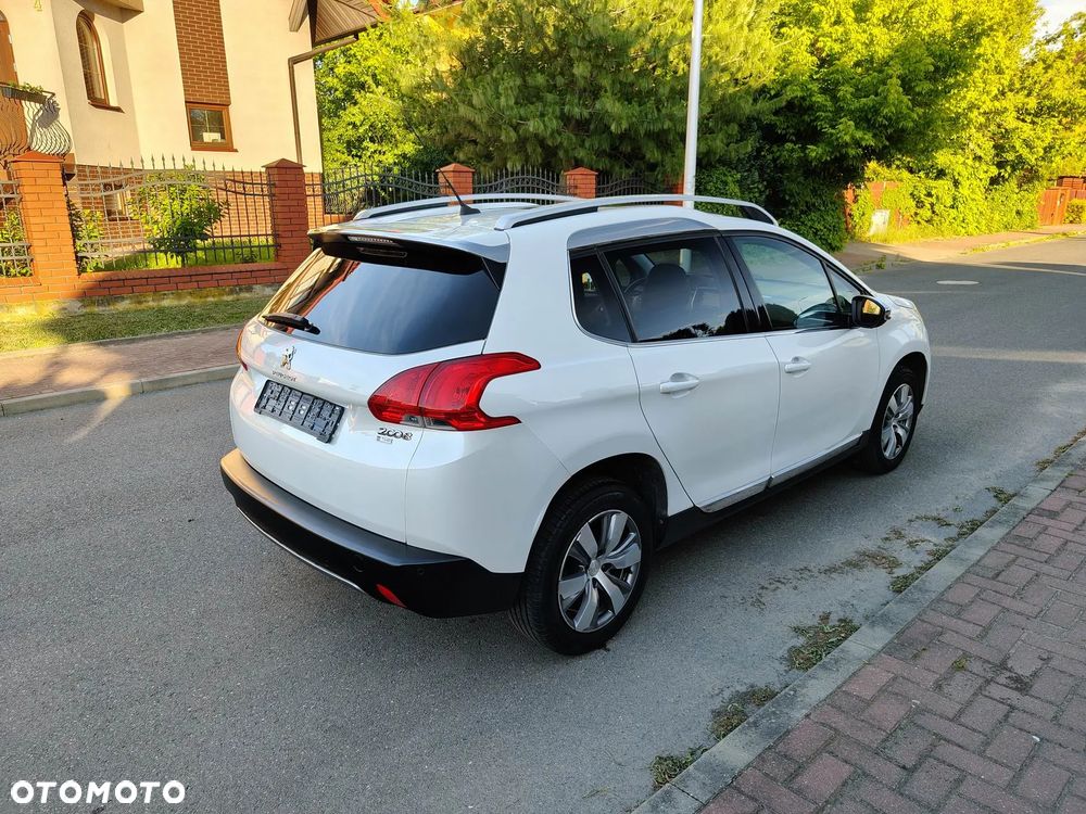 Peugeot 2008 PureTech 110 Stop&Start Allure - 8