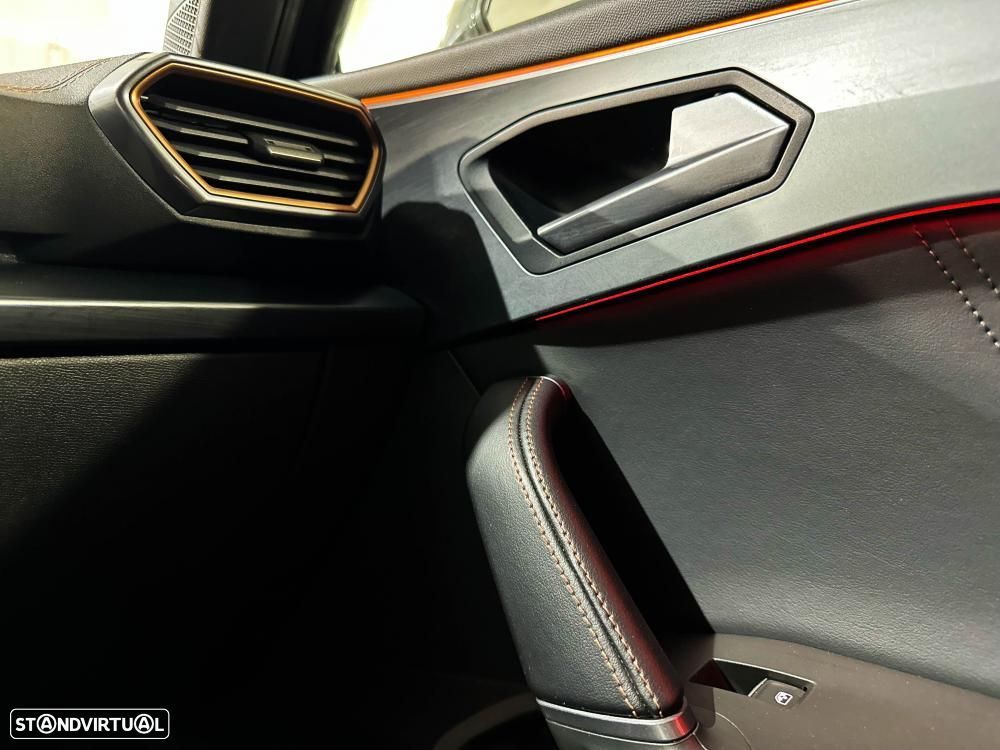 Cupra Formentor 1.4 e-Hybrid DSG VZ - 28