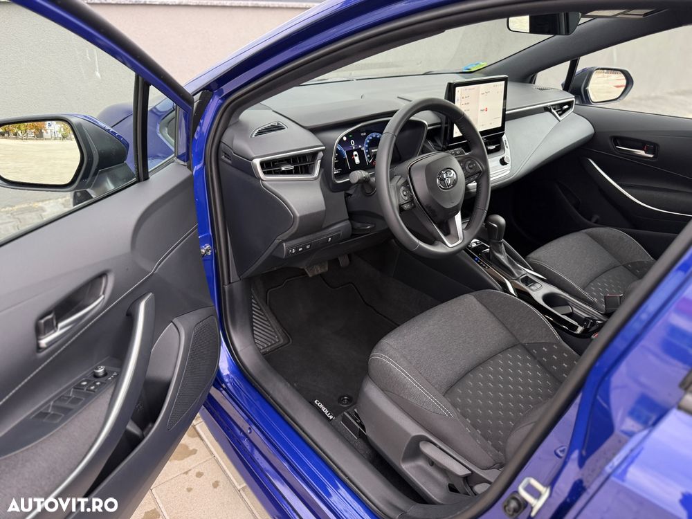 Toyota Corolla 1.8 Hybrid Business Edition - 7