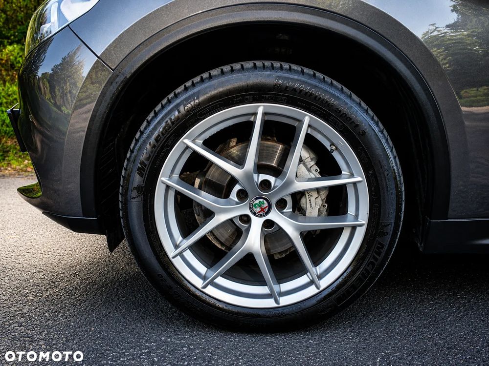Alfa Romeo Stelvio 2.0 Turbo Q4 - 14