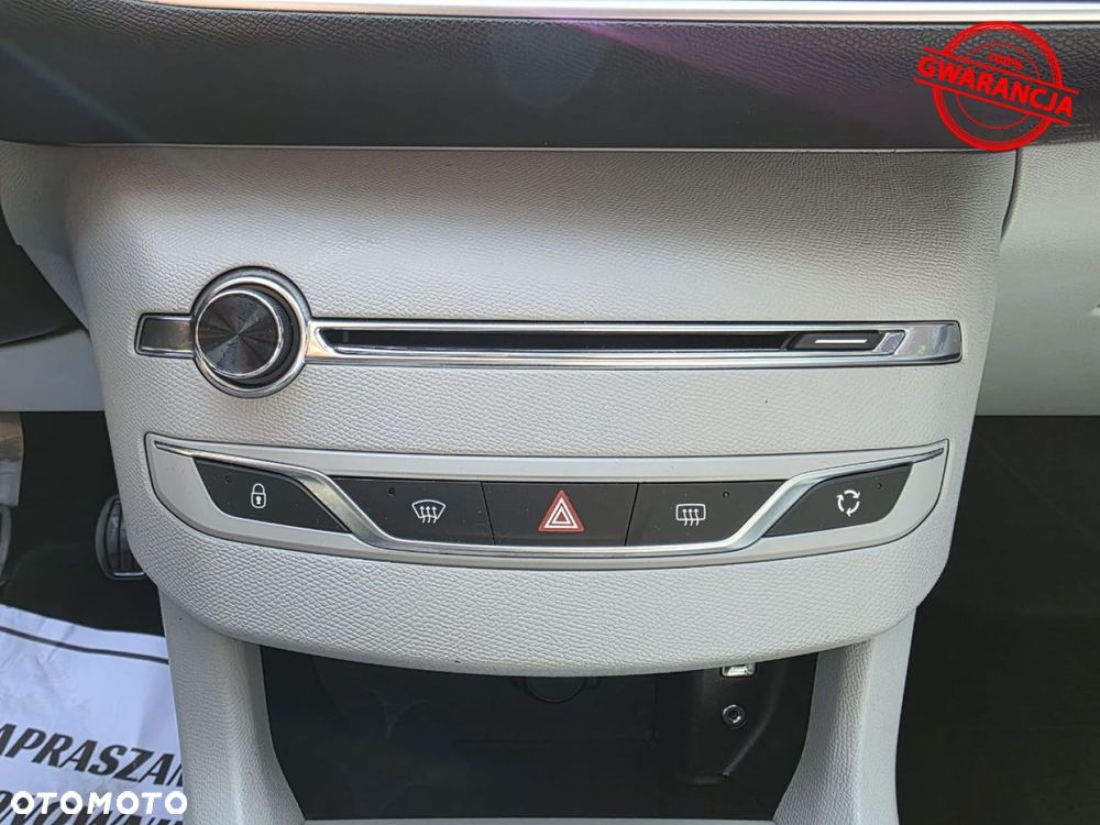 Peugeot 308 - 33
