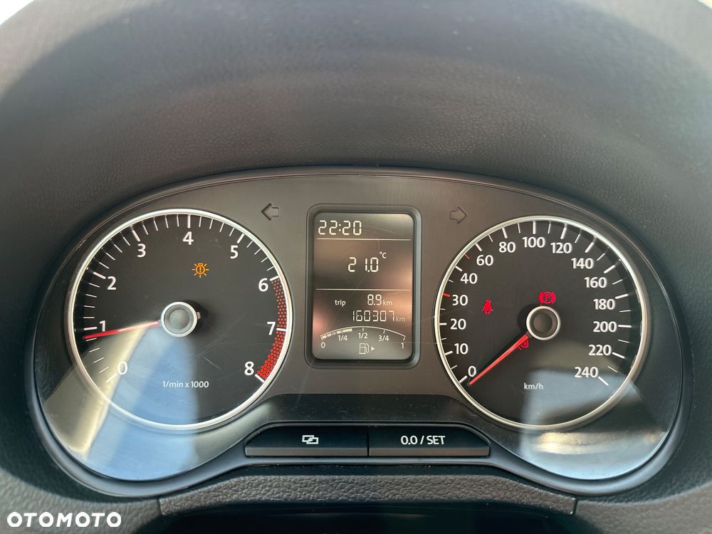 Volkswagen Polo 1.2 Blue Motion Technology Comfortline - 15