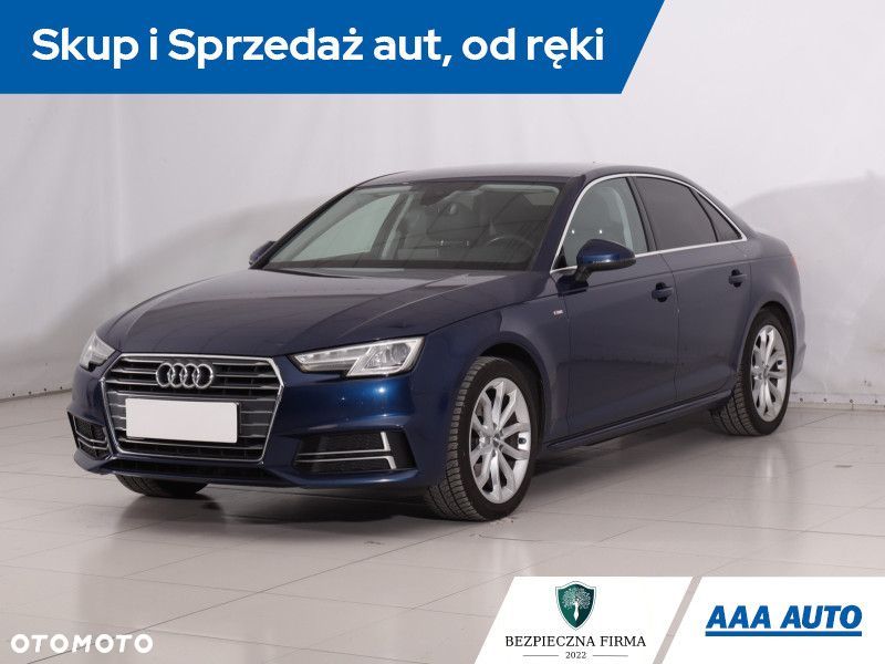 Audi A4 Limousine - 3