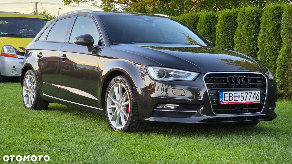 Audi A3 Sportback 2.0 TDI S tronic S line Sportpaket - 8