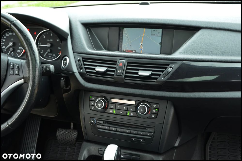 BMW X1 xDrive20d - 32