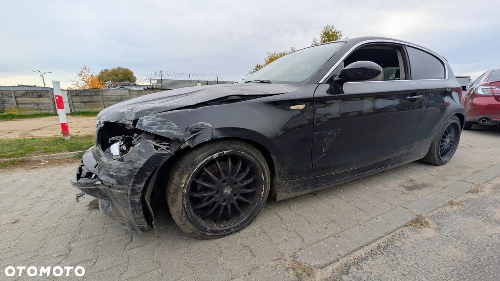 BMW 118I 2007 photo 2