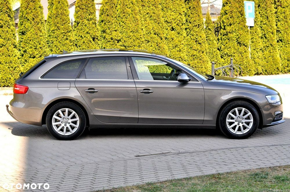 Audi A4 Avant - 33