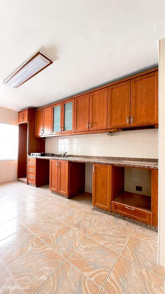 T3 REMODELADO 6º andar com Garagem Box - Grande imagem: 3/15