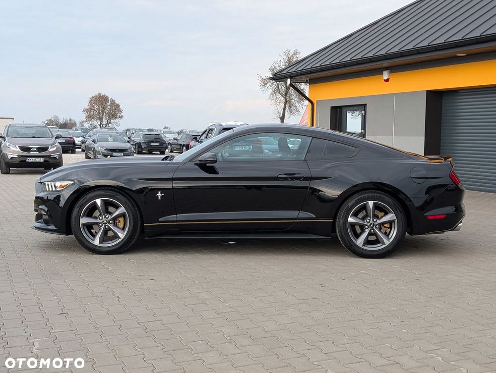 Ford Mustang - 11