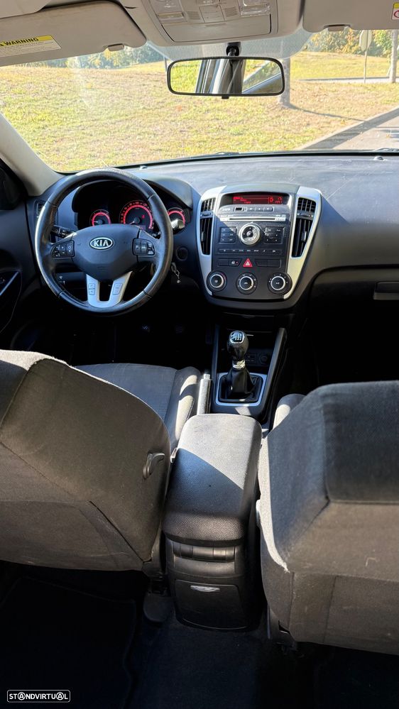 Kia Ceed SW - 16
