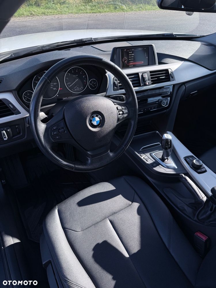 BMW Seria 3 - 14