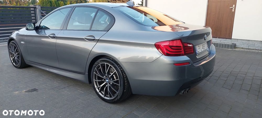BMW Seria 5 520d Sport-Aut - 30