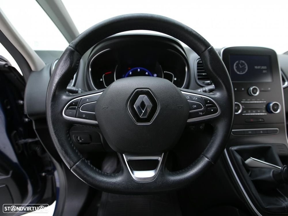 Renault Scénic - 17