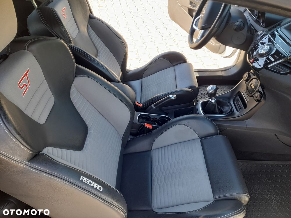 Ford Fiesta ST - 6