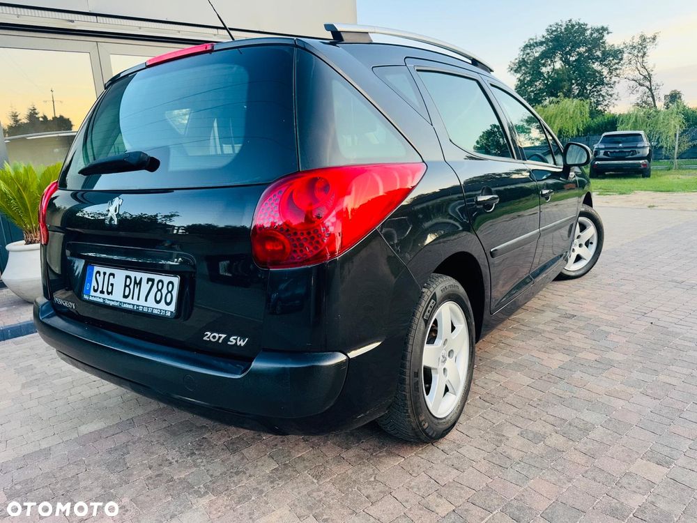 Peugeot 207 1.4 Active - 12