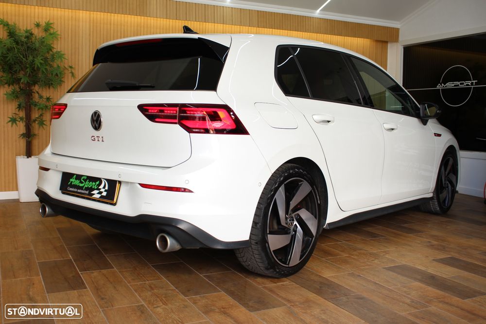 VW Golf 2.0 TSI GTI DSG - 20
