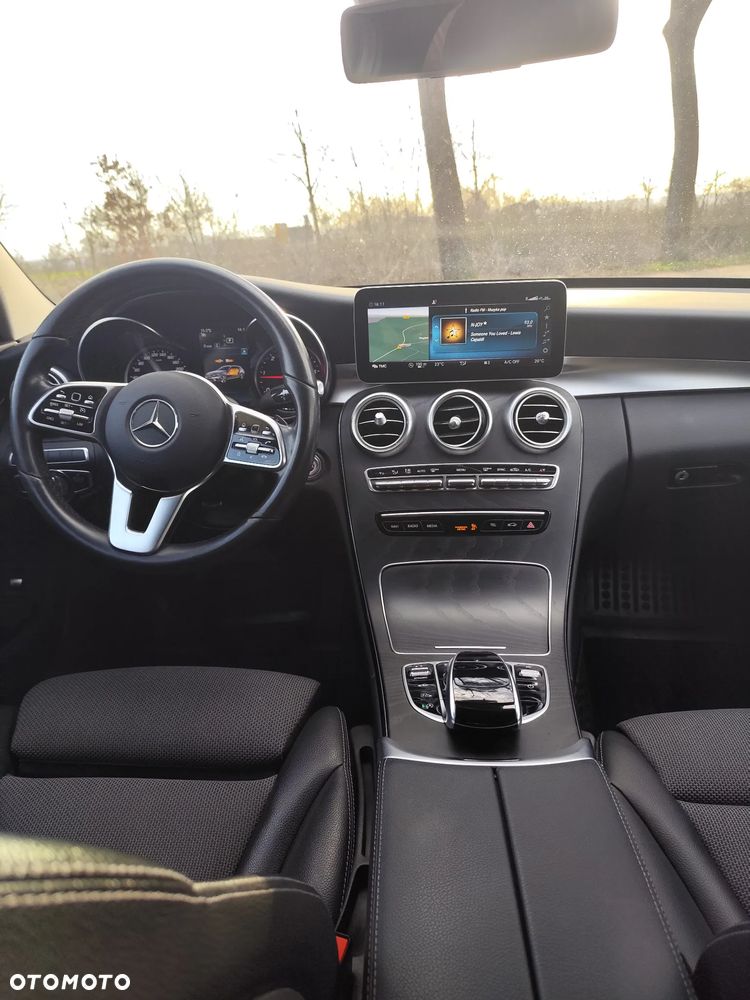Mercedes-Benz Klasa C 200 d 9G-TRONIC - 12