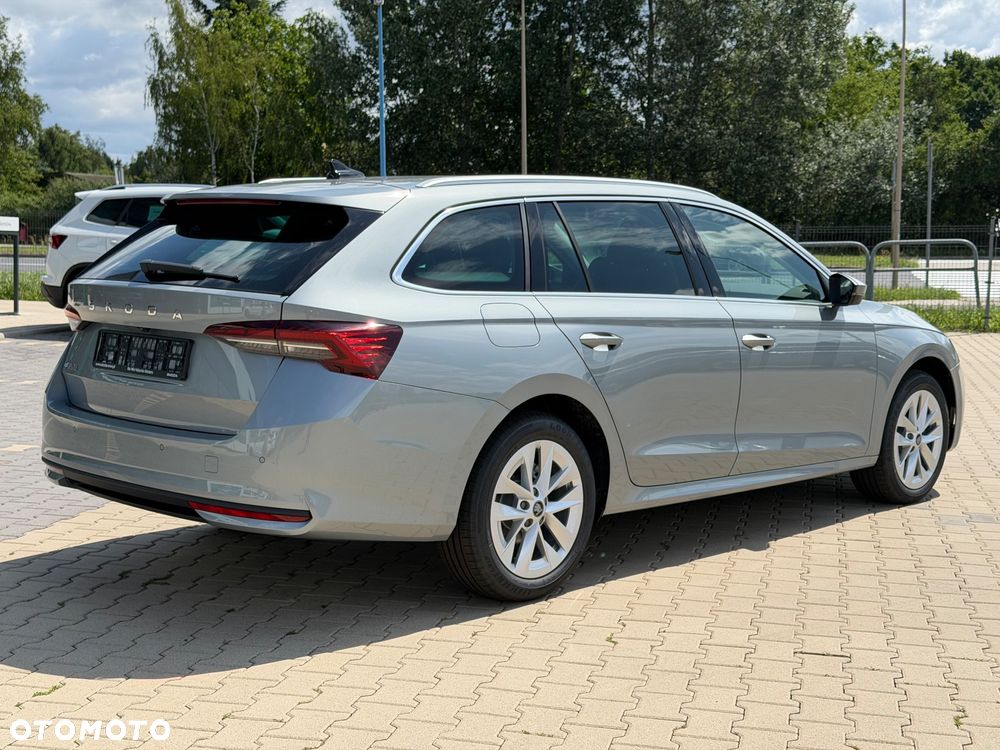 Skoda Octavia 2.0 TDI Drive Selection DSG - 3