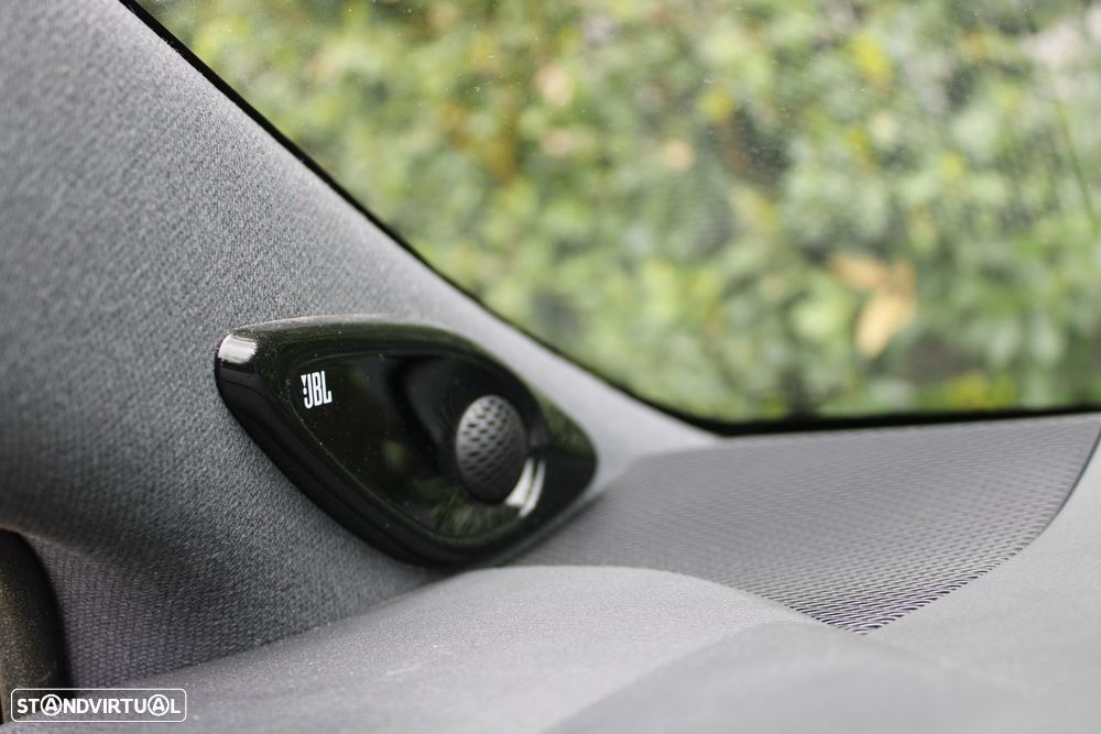 Toyota Corolla 1.8 Hybrid Comfort+P.Sport - 31