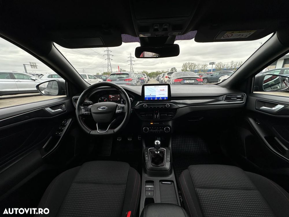 Ford Focus 2.0 EcoBlue ST-Line - 11