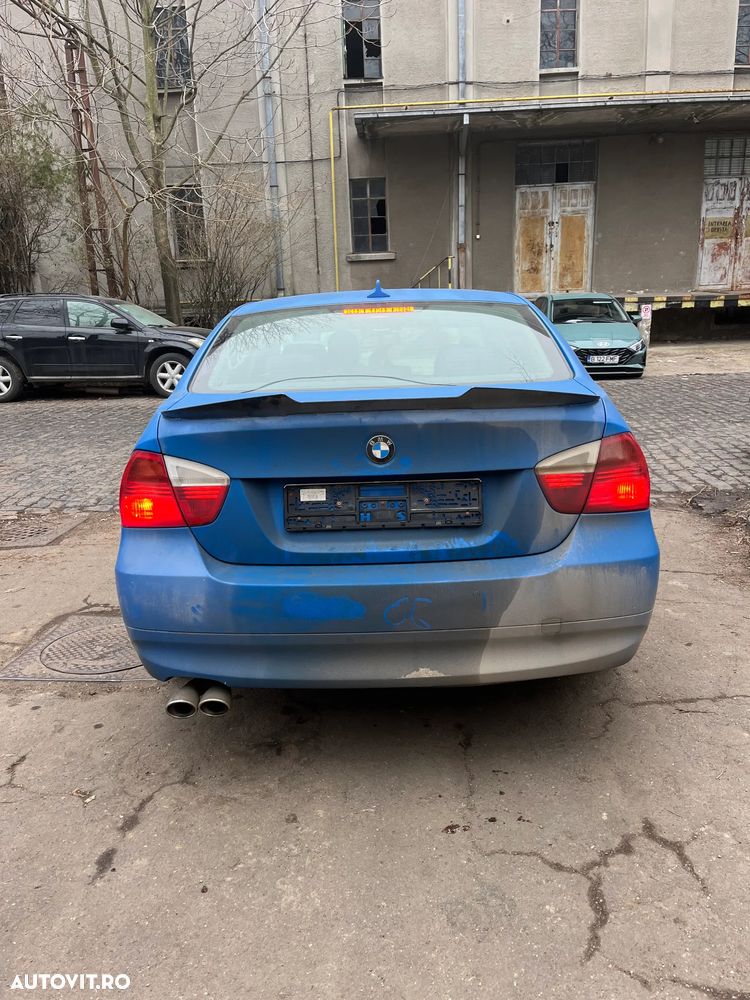 Dezmembrez Bmw Seria 3 E90 2007 320i N46B20B M packet benzina - 5