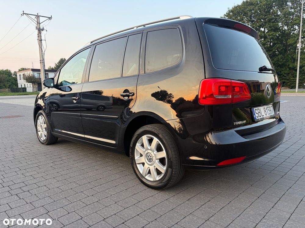 Volkswagen Touran 2.0 TDI DPF DSG Life - 13