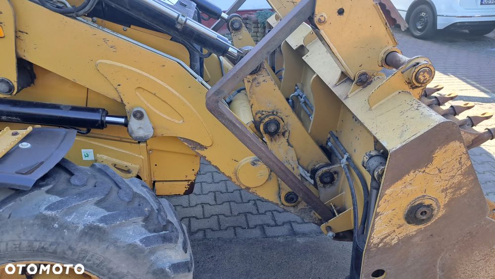 Caterpillar 432F3 - 8