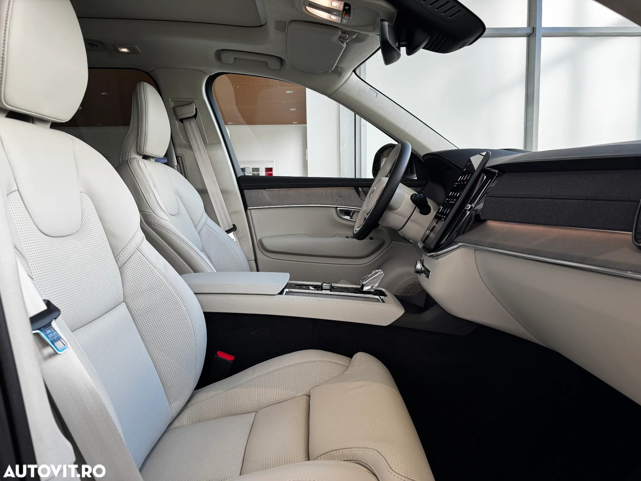 Volvo XC 90 Recharge T8 AWD Ultimate Dark - 11