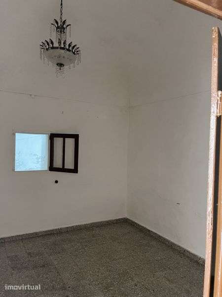 Moradia T1 Redondo Terreno 207m2 - Grande imagem: 3/8