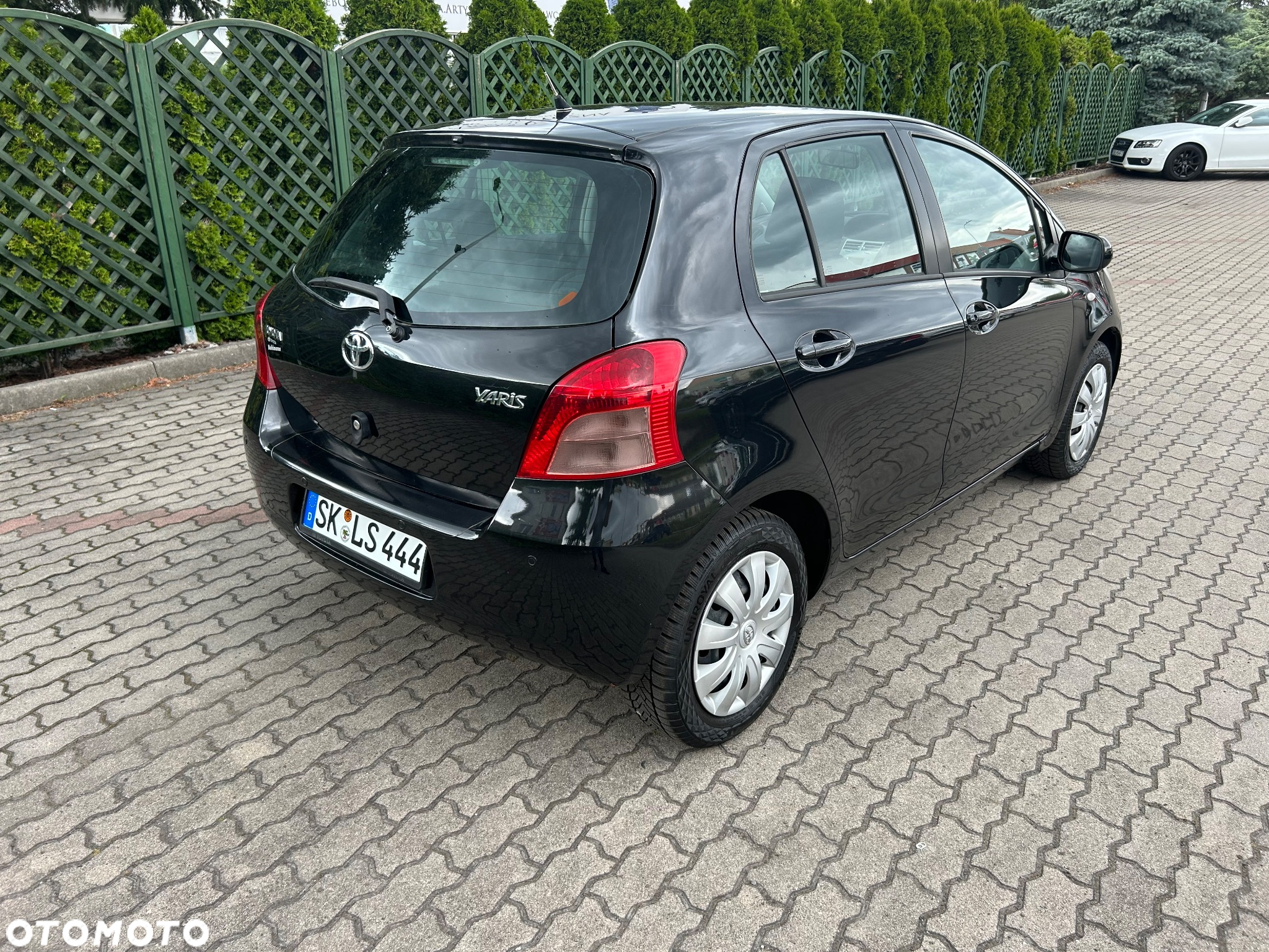 Toyota Yaris 1.3 VVT-i Multi Mode Executive - 3