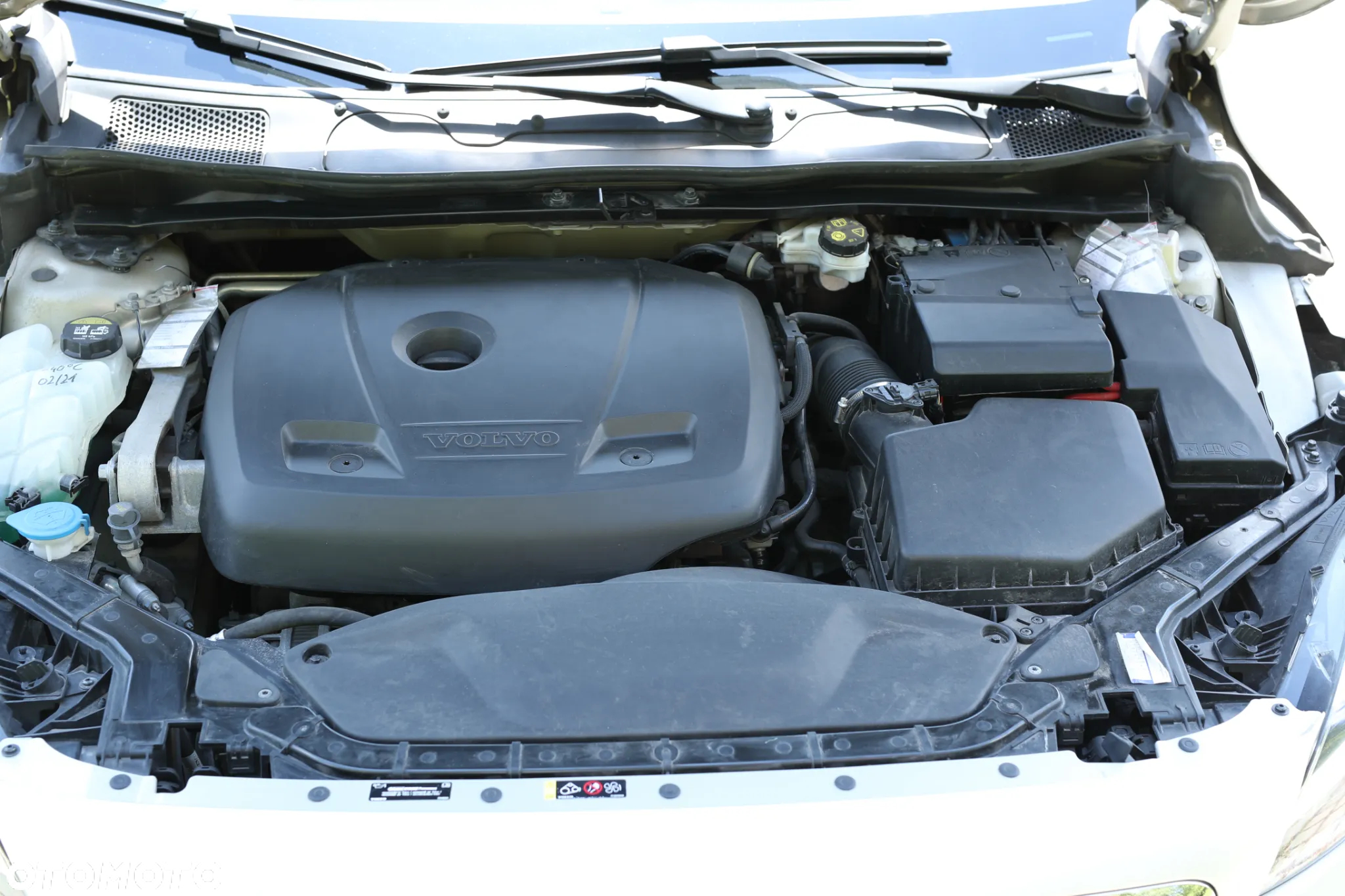 Volvo V40 Cross Country T4 Drive-E Momentum - 23