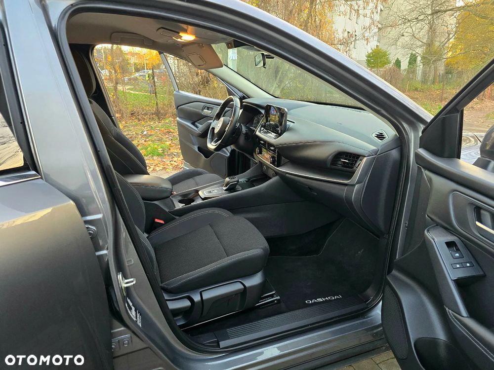 Nissan Qashqai 1.3 DIG-T Tekna DCT - 24