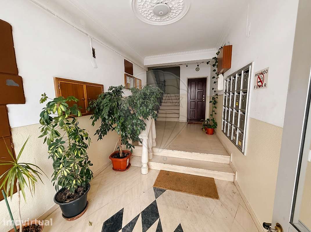 Apartamento T2 para arrendamento - Grande imagem: 2/22