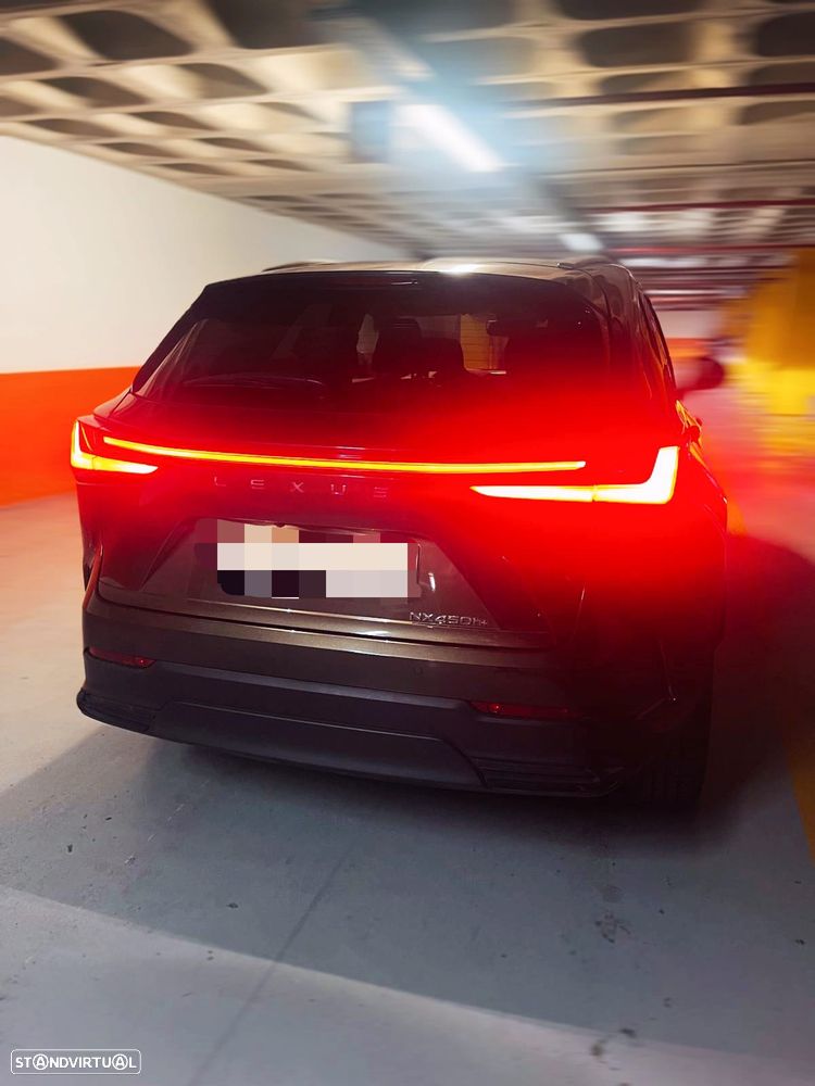 Lexus NX 450h+ Executive Plus - 42