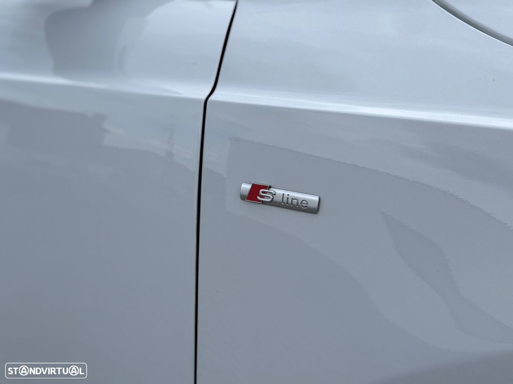 Audi Q3 2.0 TDI quattro S-line S tronic - 11