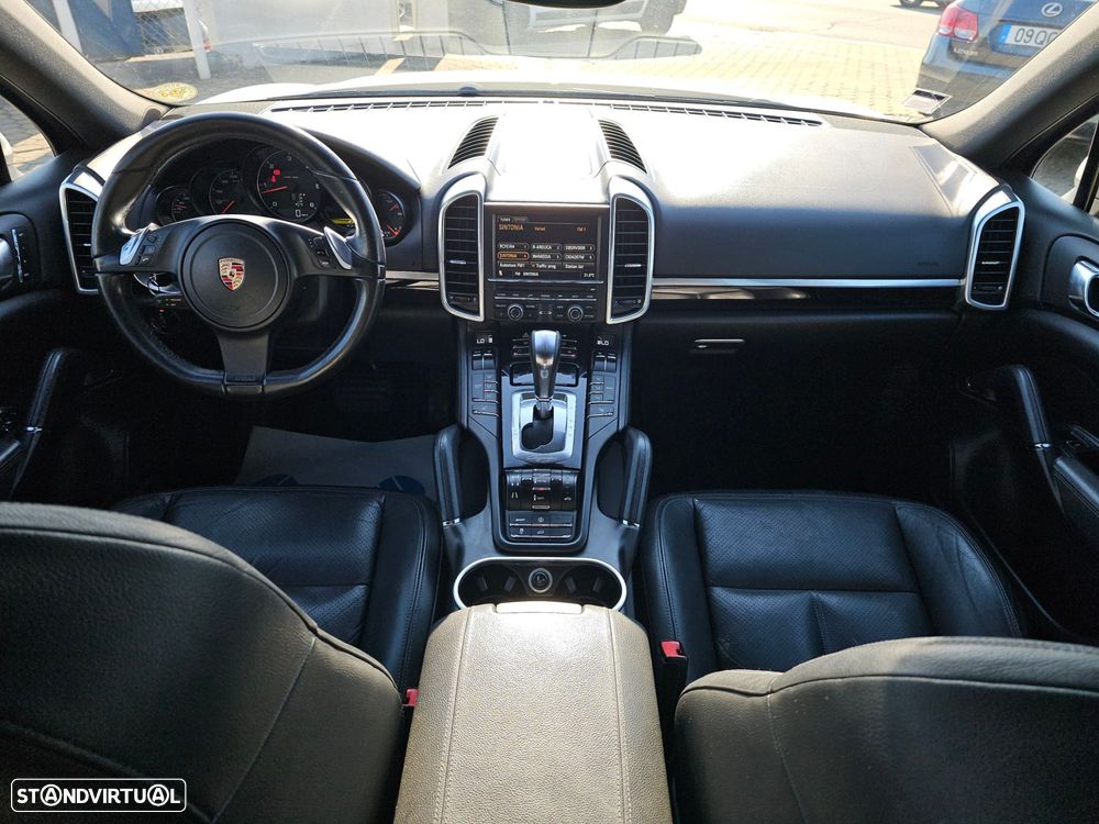 Porsche Cayenne II Platinum Edition - 21
