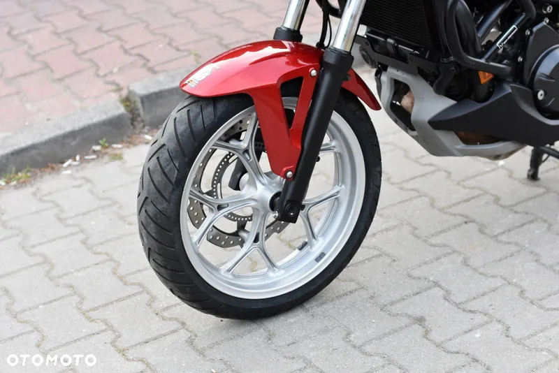 Honda NC - 22